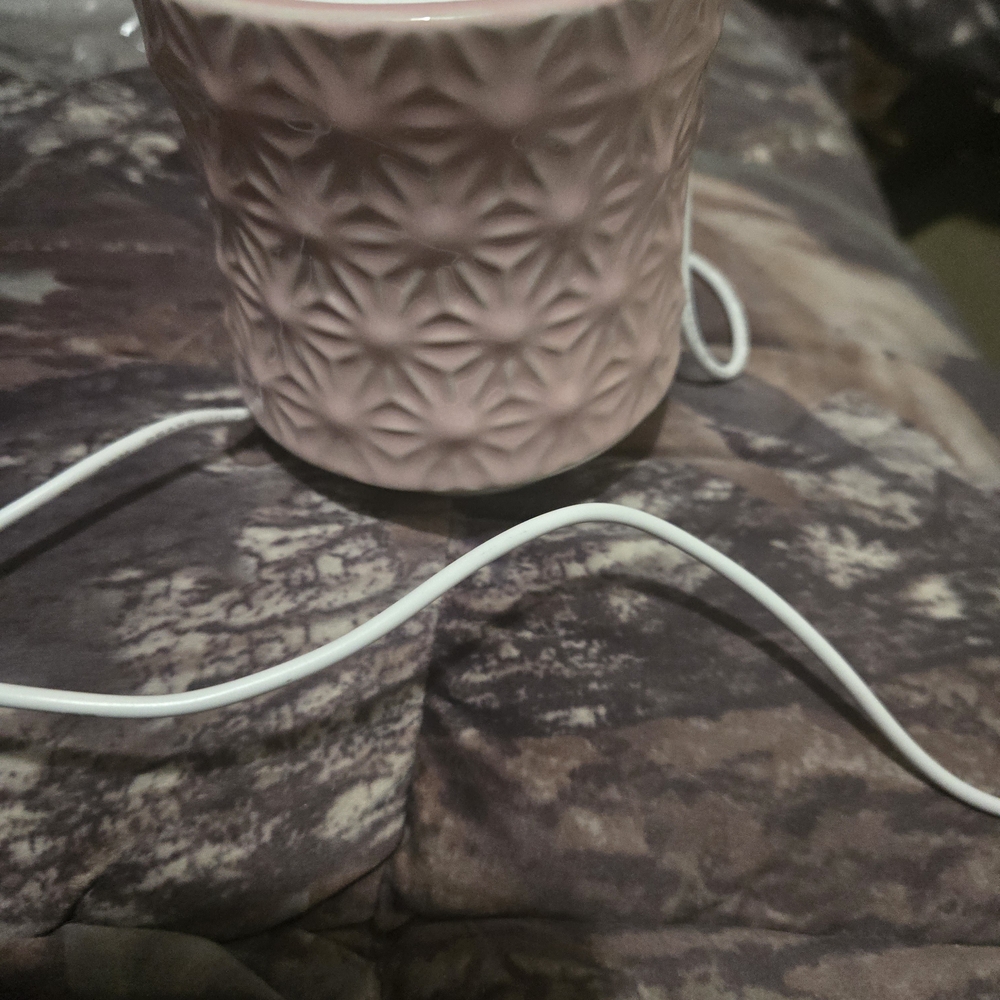 Pink Textured Scentsy Diffuser